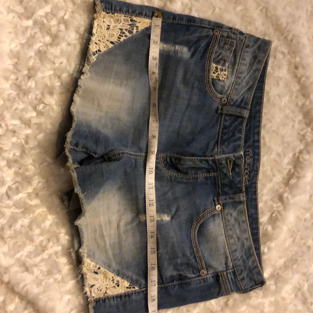 Like new distressed jean shorts! - Picture 4 of 8